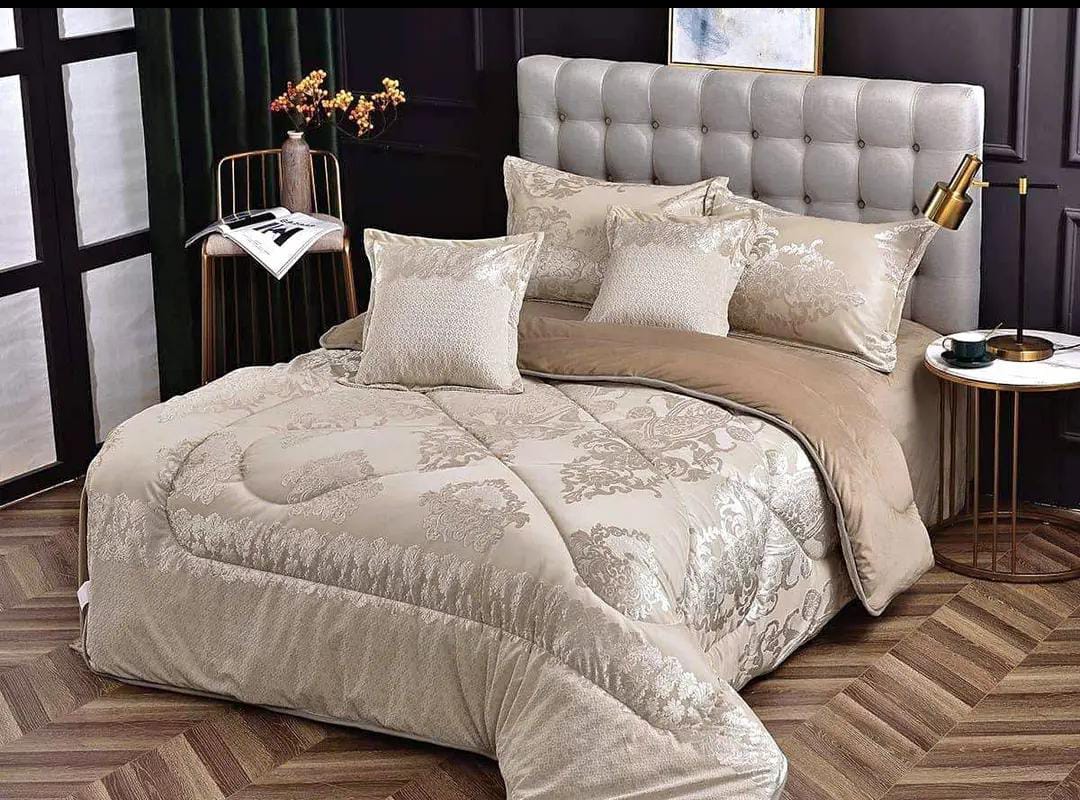 Silk Duvet Bedding Set 6x7 – 4PCS  Set , 1 Luxury Silk Duvet,1 Bedsheet & 2 Pillowcases, Soft Cooling Bed Linen Set