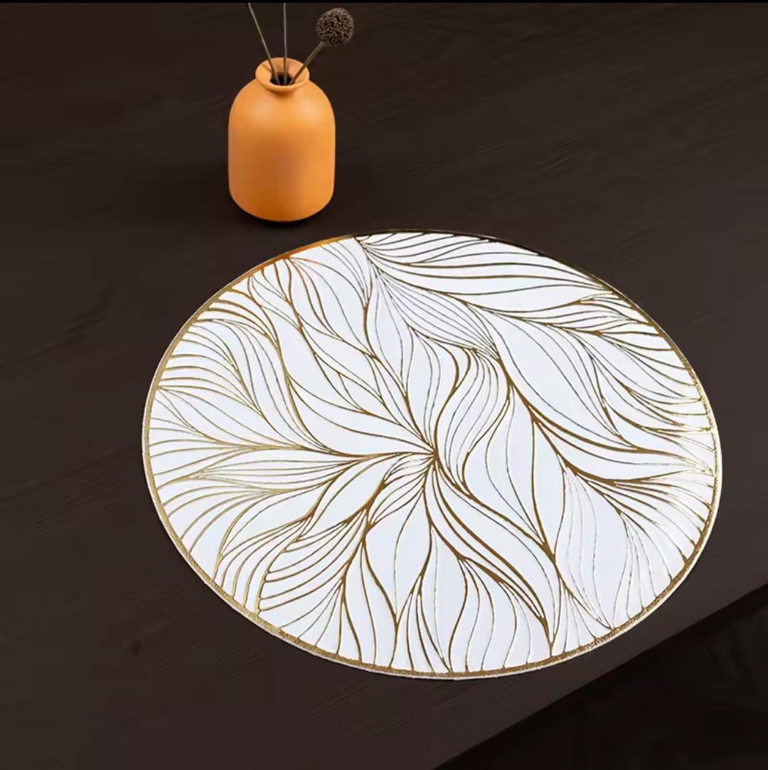 TABLE MATS, PVC water proof and heat resistant  Table mats 6PCS, available in white witH gold patterns,