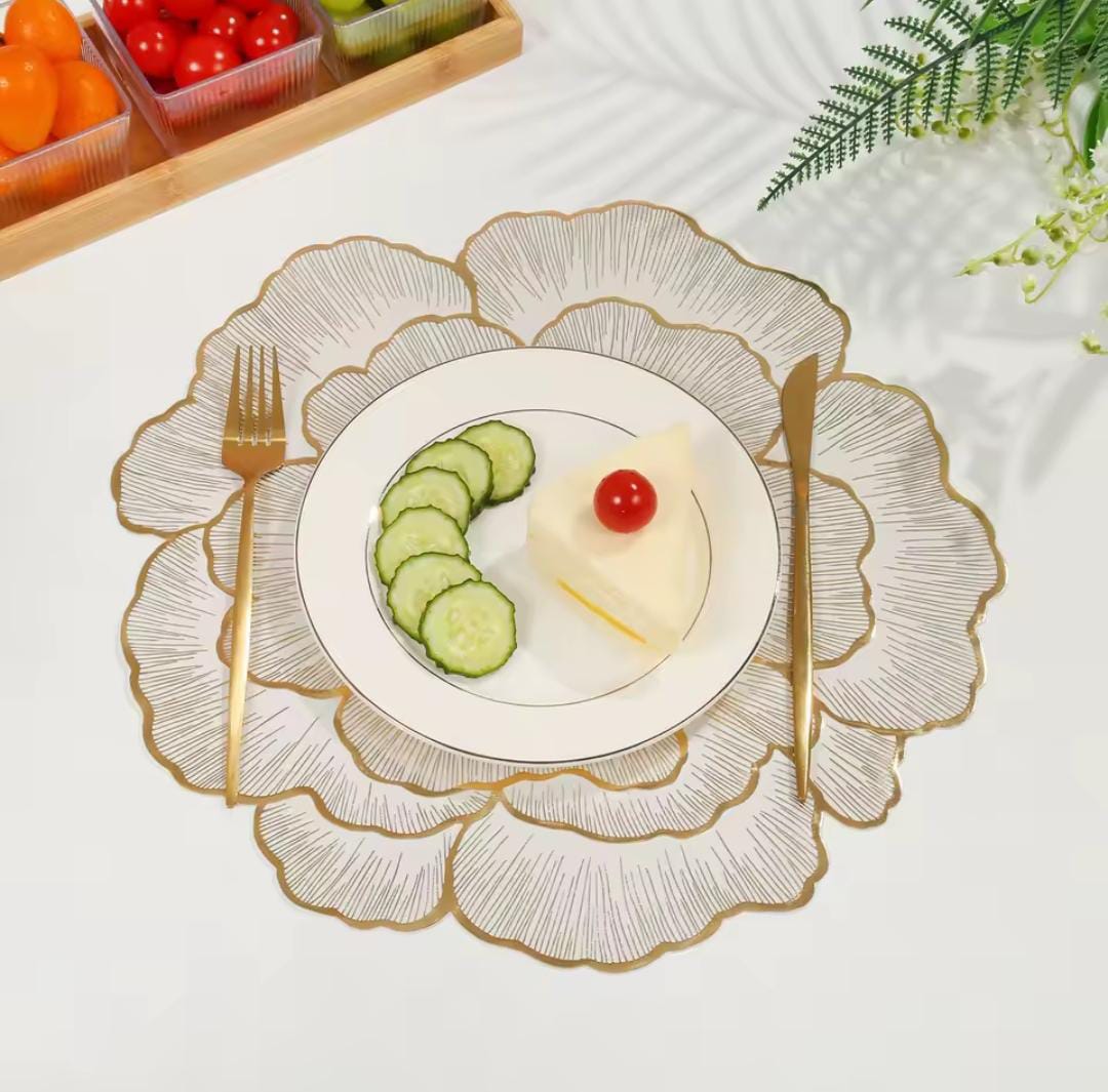 TABLE MATS, PVC water proof and heat resistant  Table mats 6PCS, available in white witH gold patterns,