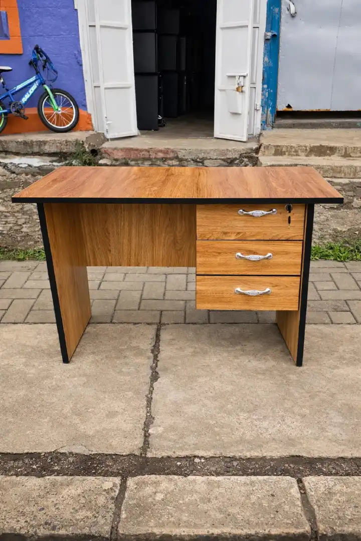 1.2M Office Desk with 3 Storage Drawers, Computer & Workstation Study Table, Durable Home Office Writing Desk with Spacious Top, Modern Compact Design for Laptop, Study, and Office Use