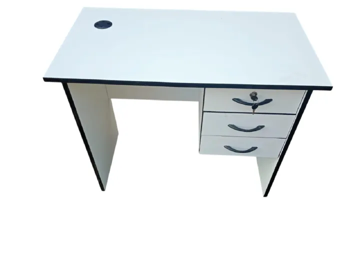 Office Desk 1 Metre White, Durable Home Office Workstation with 3 Drawers and Key Lock, Comfortable Modern Study & Writing Table for Laptop Use, Strong Stable Space-Saving Design for Home and Office