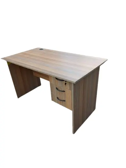 Office Desk Table 1M Modern Study & Workstation Desk, Durable High-Quality Engineered Wood Computer Table with Stable Frame and Side Storage Design for Home Office and Productivity Use