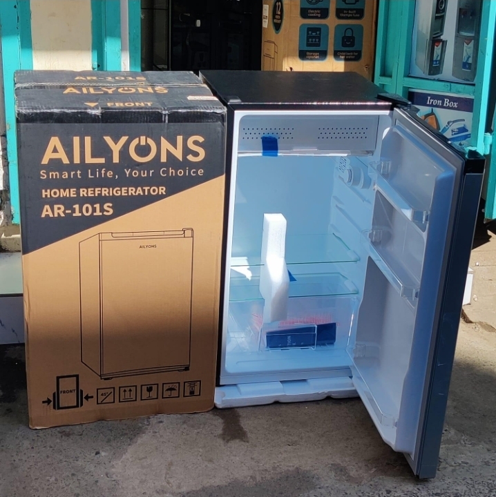 ❄️✨ AILYONS 92 Litres Refrigerator (Model AR-101S) ✨❄️
Upgrade your kitchen with the compact, energy-efficient Ailyons AR-101S Refrigerator, perfect for modern homes, bedsitters, offices, and small fa