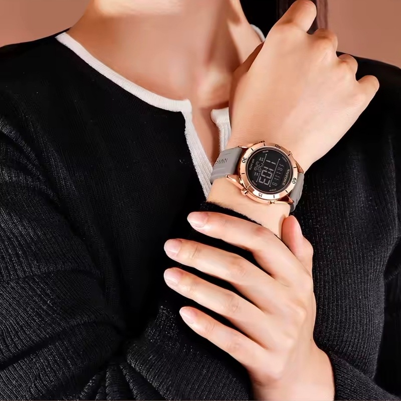 Naviforce Ladies/Girls School Watch With Alarm, Calendar and Light
