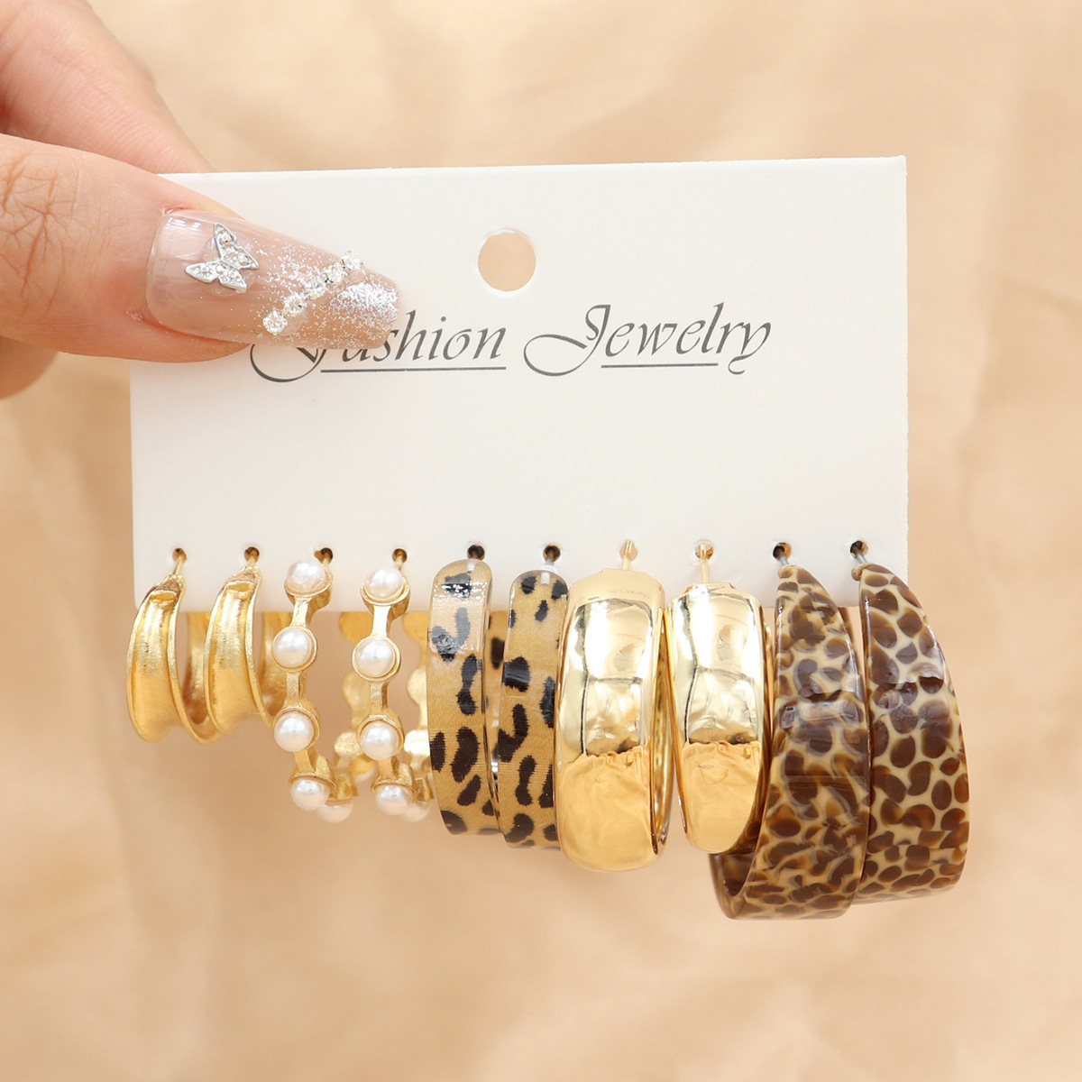 5 Pairs/Set Leopard Print Resin Hoop Earrings Set  Gold Pearl Earrings Set Vintage Fashion Jewelry for Women