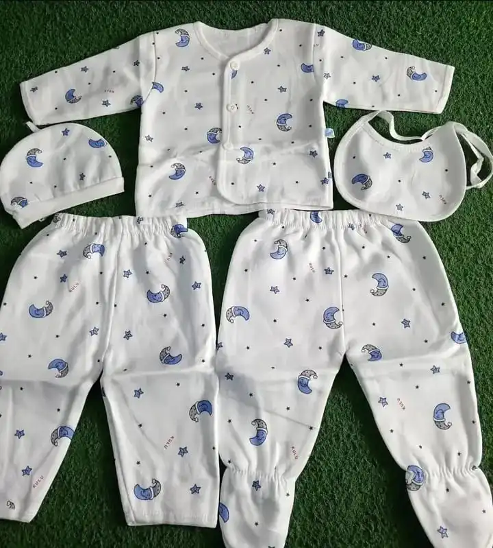 5Pcs Newborn Warm Fleece Receiving Set | Baby Clothing & Blanket Essentials for Infants | Soft, Cozy & Durable Winter Baby Gift Set for Boys & Girls – Perfect Newborn Outfit