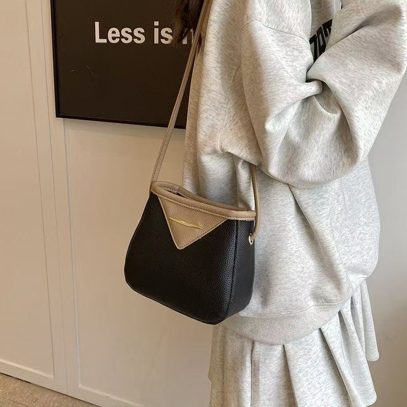 2026 New Women's 2-in-1 Crossbody Bucket Bag, PU Leather Shoulder Bag with Detachable Mini Pouch Lightweight Casual Shoulder Bag for Daily Use, Fits Phone & Cosmetics