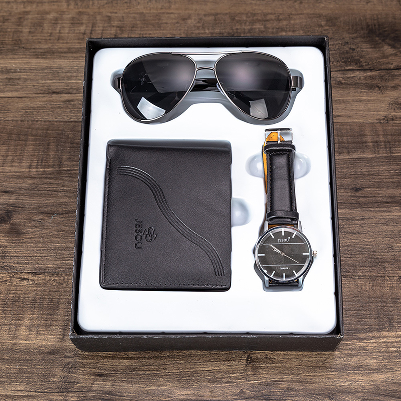 Men's Watches Gifts Set Sunglasses Leather Wallet Watch Set Valentine's Day Gift Quartz Wrist Watch