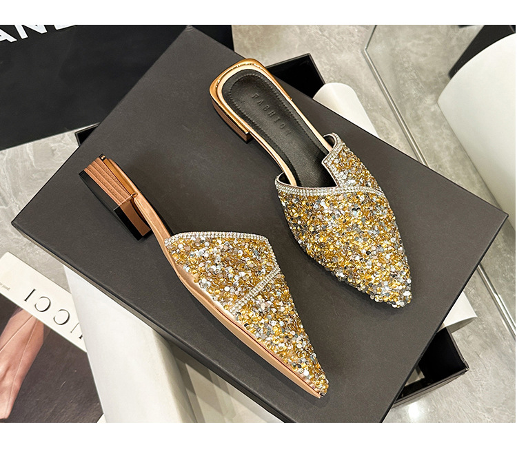 Baotou half-slipper, pointed-toe high-heeled sandals for outdoor wear, women's stiletto-heeled pointed-toe elegant shoes for ladies.