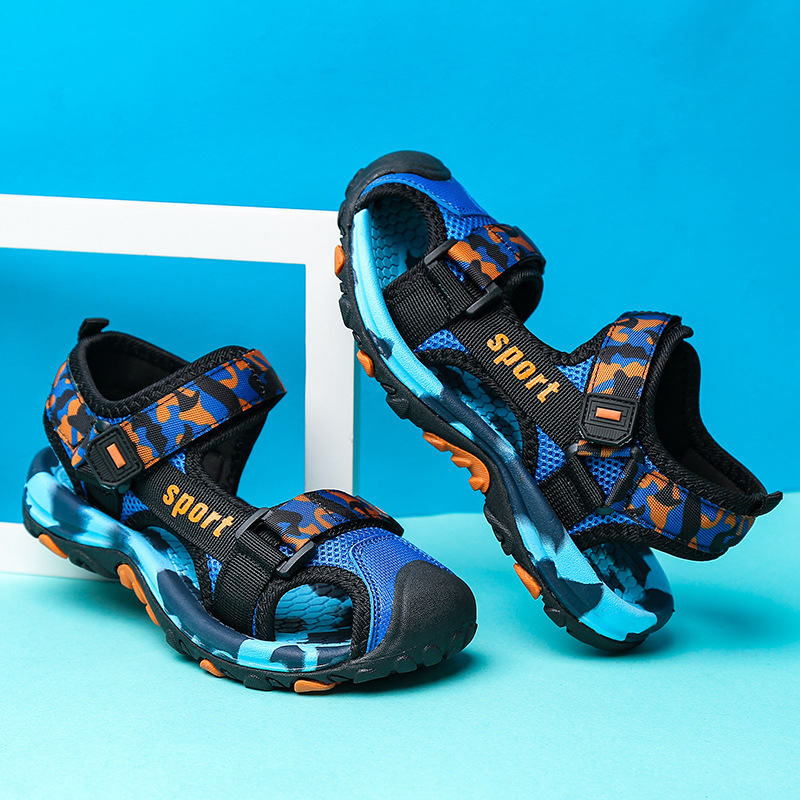 Children's Baotou sandals, sports and casual anti-kick boys' sandals, beach shoes for older children, open shoes.