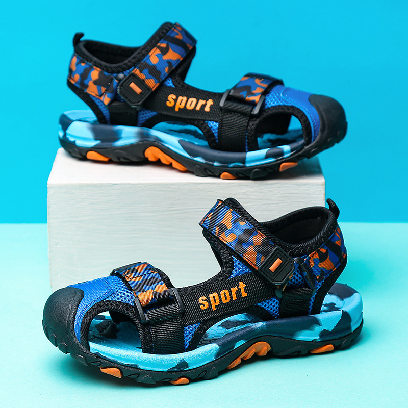 Children's Baotou sandals, sports and casual anti-kick boys' sandals, beach shoes for older children, open shoes.