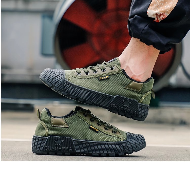 Large-sized men's sneakers, anti-slip and wear-resistant work shoes, low-top canvas shoes, breathable and odor-resistant rubber shoes, fashionable men's shoes, outdoor sneakers, and hiking shoes.