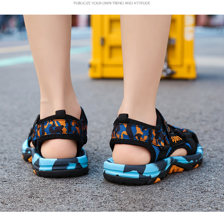 Children's Baotou sandals, sports and casual anti-kick boys' sandals, beach shoes for older children, open shoes.