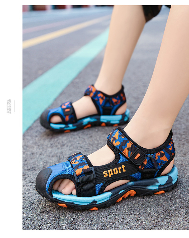 Children's Baotou sandals, sports and casual anti-kick boys' sandals, beach shoes for older children, open shoes.