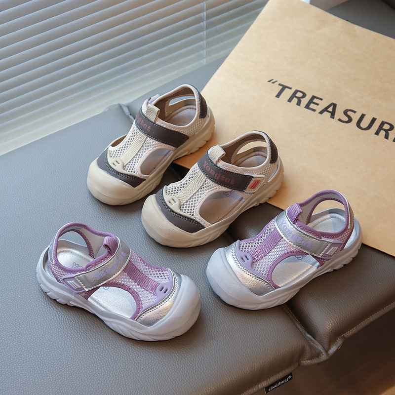 Fashionable children's shoes, children's closed-toe sandals, breathable mesh shoes, beach shoes for boys and girls, thin sandals, open shoes.