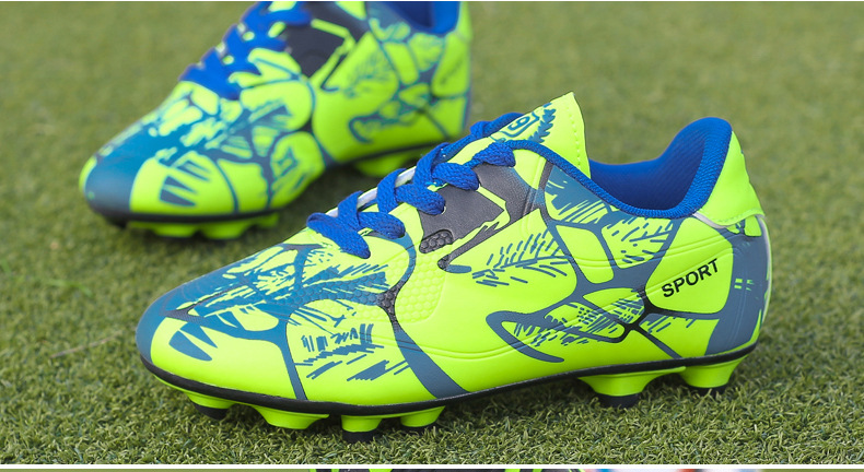 Football Shoes Adult Large Size Children's Lightweight Low-Top AG Spikes Men's Women's Artificial Grass Field Soccer Shoes
