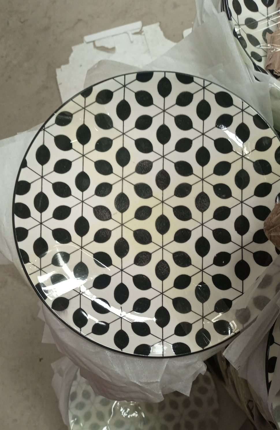 【Promotion】Nice One Premium Classique Style 6Pcs Set 10.5 Inch Circular Flower Porcelain Dinner Plates，Elegant Ceramic Tableware Dish Plates Daily Home Use (YHY-PLATE-10507 )