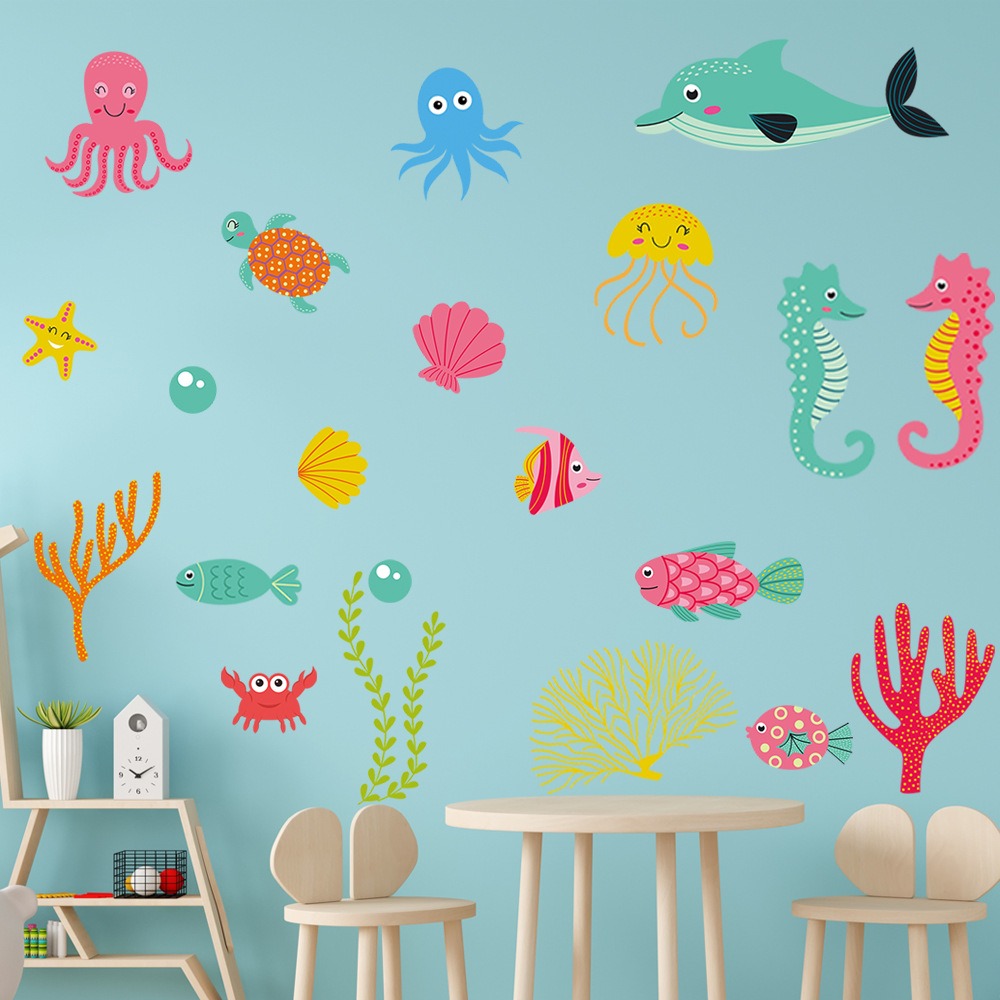 Glow In The Dark Green Light Undersea World Stickers Cartoon Sea Animal Wall Decals For Kids Room Kindergarten Classroom Fish Wall Stickers