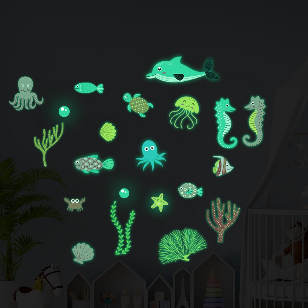 Glow In The Dark Green Light Undersea World Stickers Cartoon Sea Animal Wall Decals For Kids Room Kindergarten Classroom Fish Wall Stickers