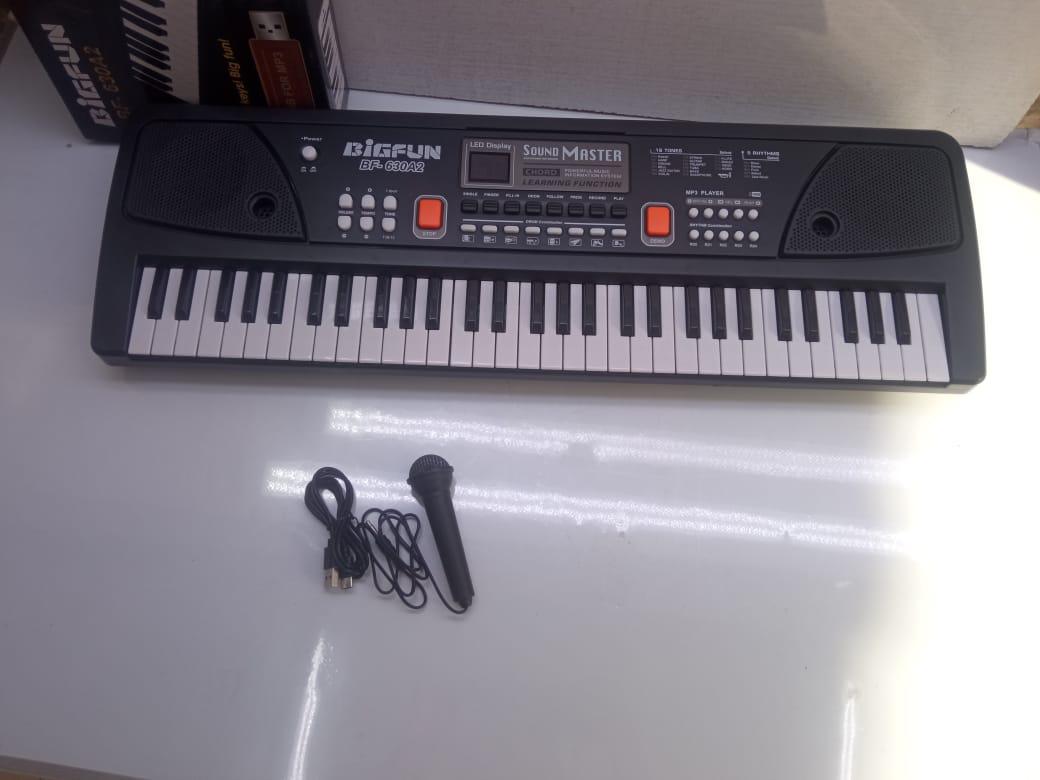 High Quality Rechargeable Portable Kids Learning Piano with Microphone & Charging Cable – 61-Key & 49-Key Electronic Musical Keyboard for Beginners Music Education & Fun Play