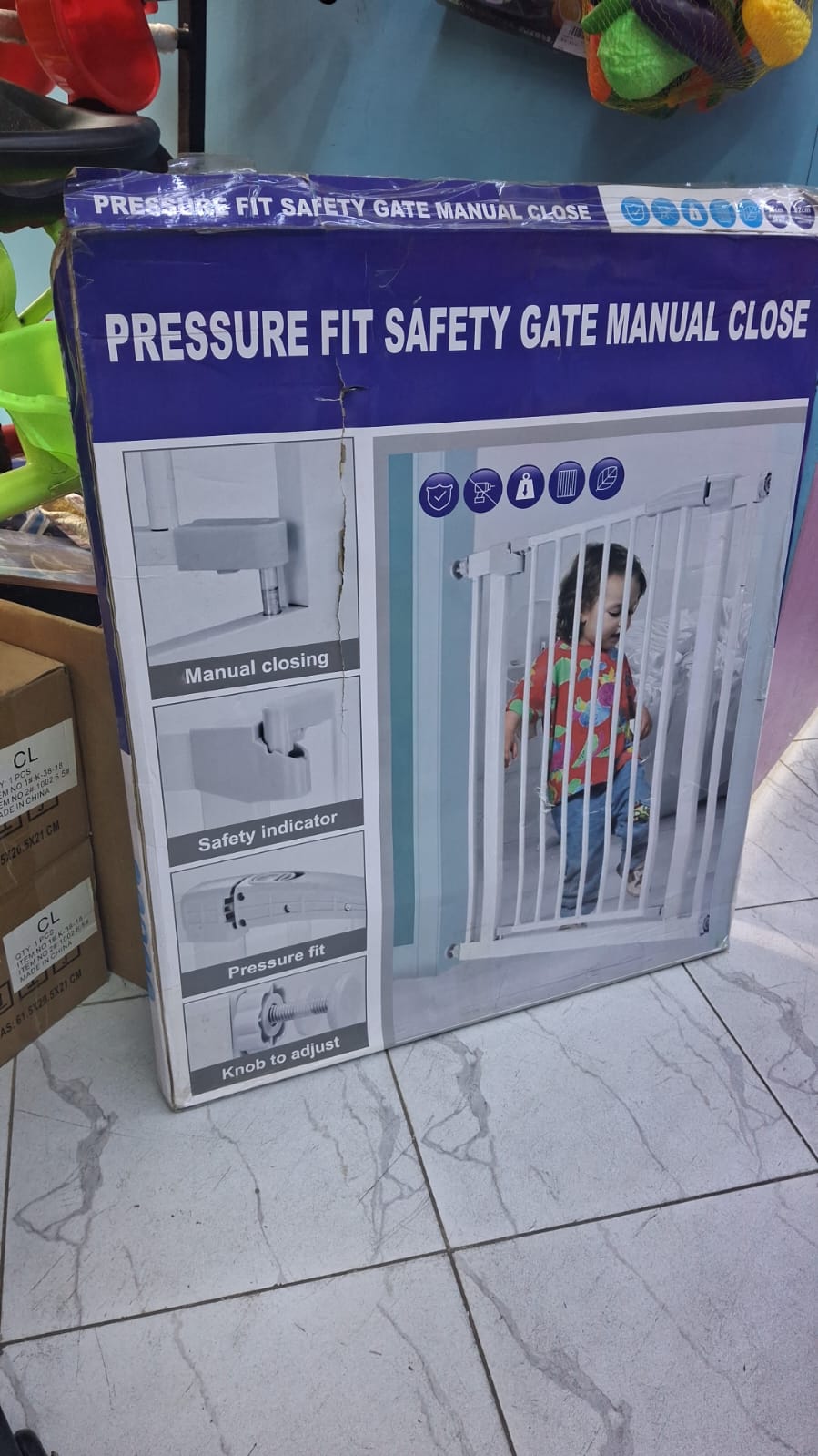 Adjustable Baby Safety Gate – Pressure-Mounted Stair & Door Safety Barrier, Secure Home Safety Fence
