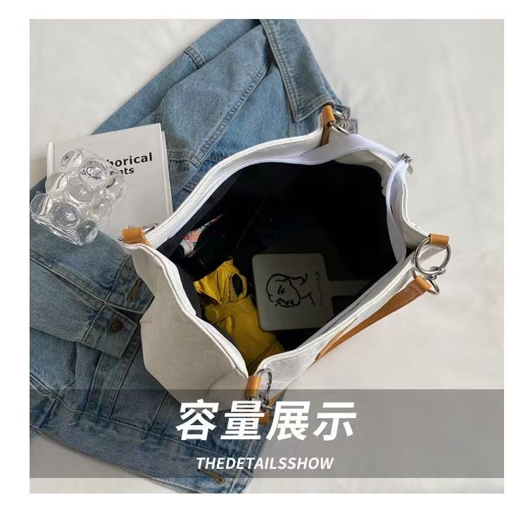 2026 Hot Sale Large Capacity Women Tote Bag Fashionable Portable Shoulder Cross-body Pu Leather Custom Tote Handbags