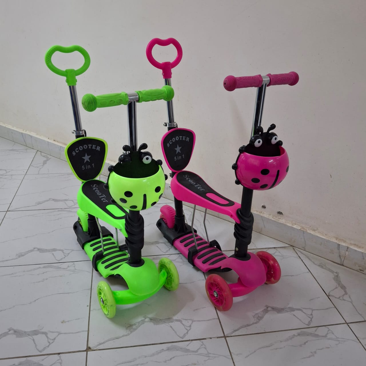 💰 BEST OFFER 💰 - A 1 pc Scooter with seat,pushhandle and adjustable handle height at affordable price and of very high quality