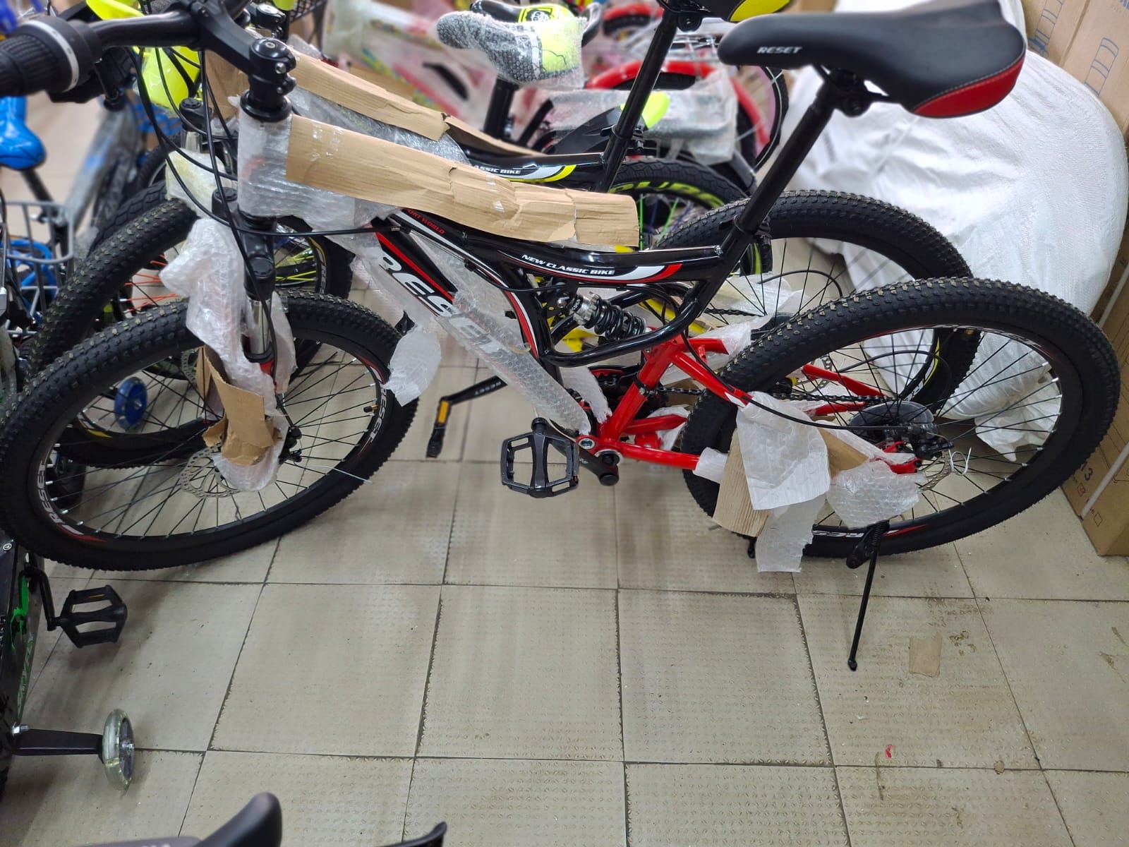 🛍️ ONLINE OFFER 🛍️ - A 1 pc Reset size 24" bike at affordable price and of very high quality perfect for adults