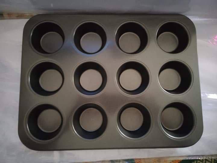 13 holes cake mold