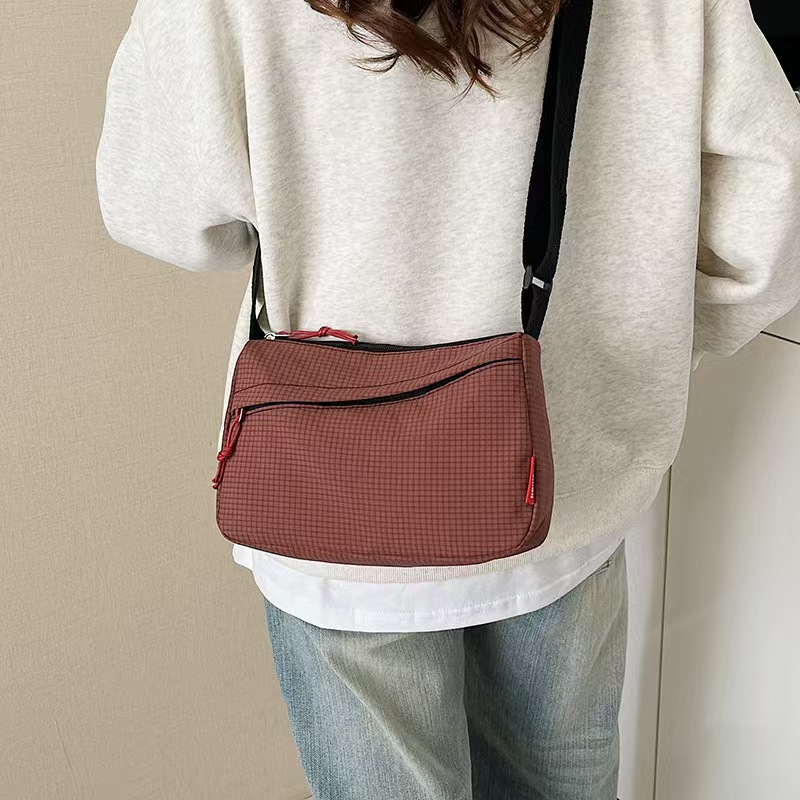 New Canvas Bag - Women's Casual Crossbody Bag With Large Capacity Versatile Suitable For Travel Simple And Elegant Small Square Bag In A Rustic Style