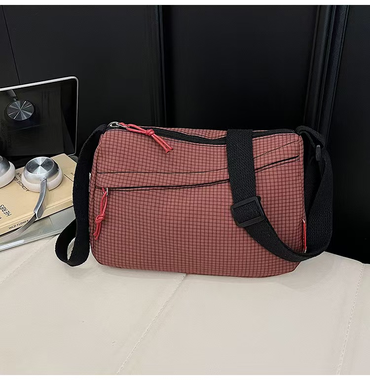 New Canvas Bag - Women's Casual Crossbody Bag With Large Capacity Versatile Suitable For Travel Simple And Elegant Small Square Bag In A Rustic Style