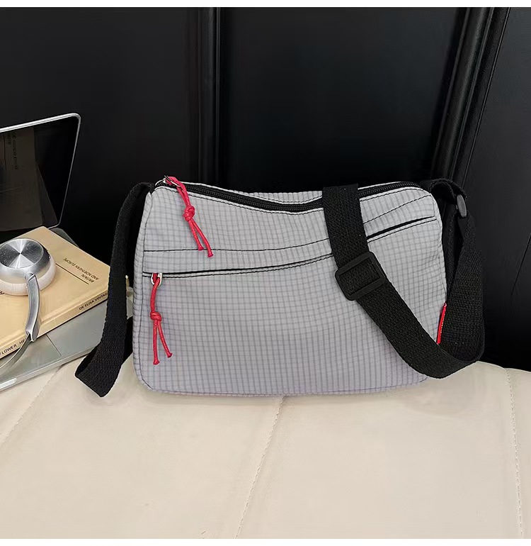 New Canvas Bag - Women's Casual Crossbody Bag With Large Capacity Versatile Suitable For Travel Simple And Elegant Small Square Bag In A Rustic Style