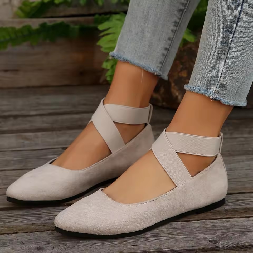 Black New Women's Flat Shoes Fashion Lightweight Shoes Women's Elegant Ballet Shoes Soft Outdoor Casual Women's Shoes Size 36-43