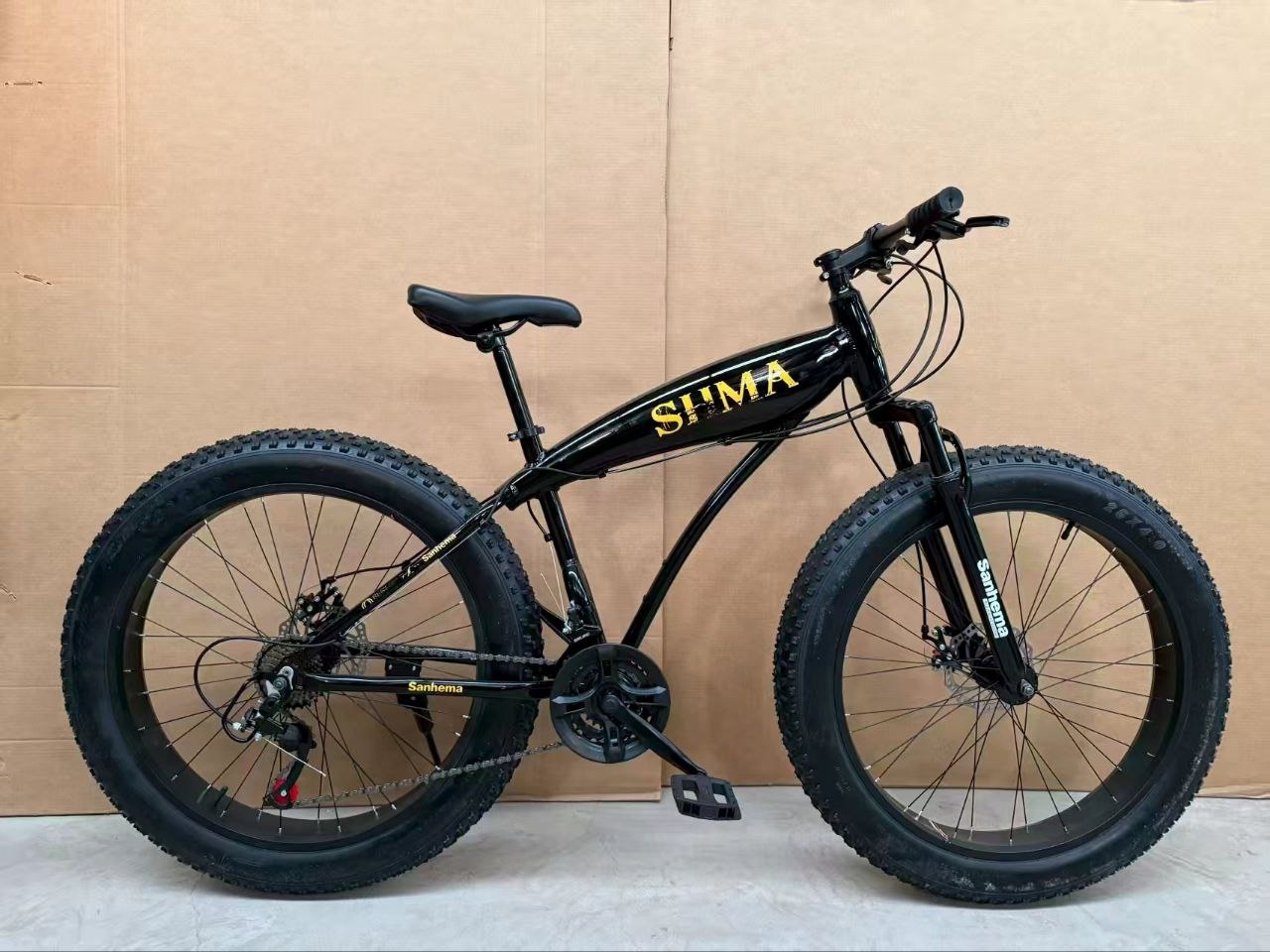 Fat Tyre Bike 26” Powerful 21-Speed Gear With Disc Brakes & Front Shock Suspension For Confident Adventure Riding designed for children aged 12 and older