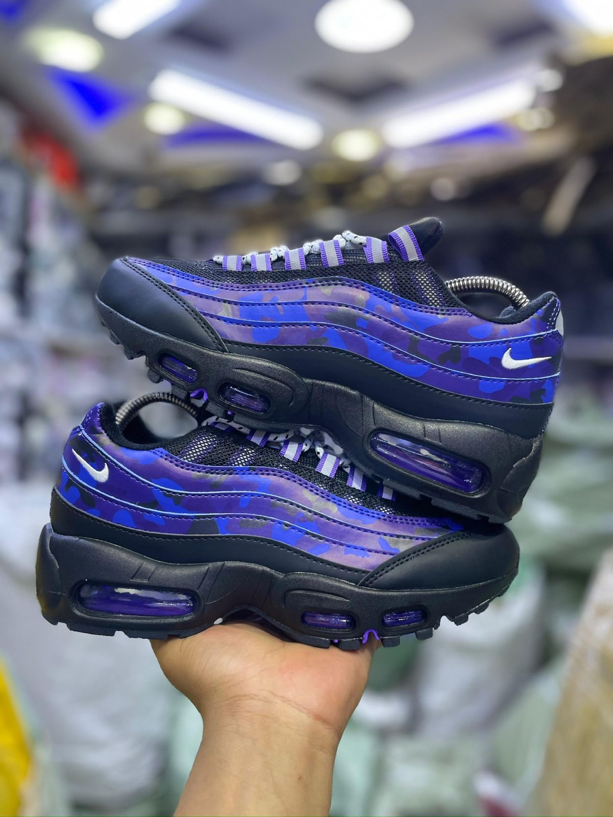 Men’s & Women’s Sneakers Stylish Casual Shoes With Premium Comfort, Durable Build & Confident Everyday Fashion