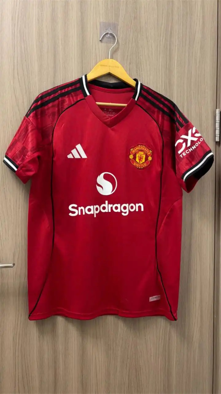 Manchester united jersey 2025/2026 Man United New 25/26 Home Red Man United jersey t-shirt