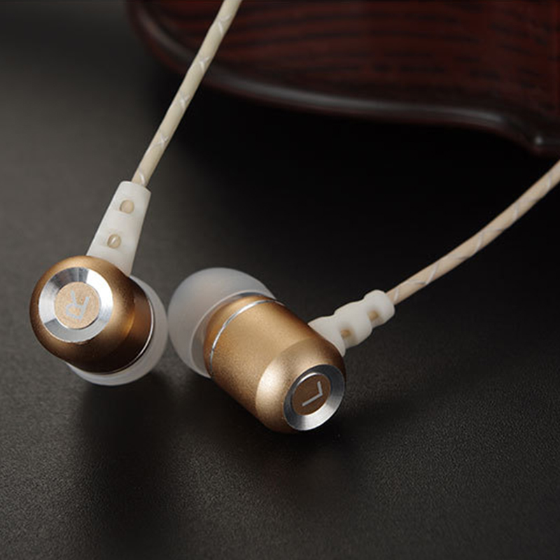 Sports Running In-ear Earphone Metal Heavy Bass Earphones Noise Cancelling Earbud for phone Cmputer