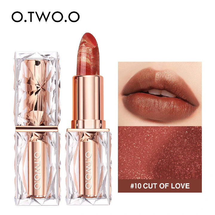 O.TWO.O Free Sample Makeup and Matte Velvet Lip Gloss Lipstick