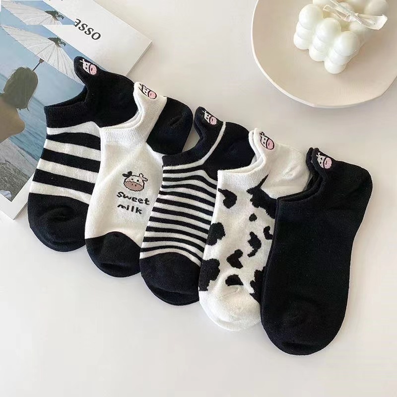 5 Pairs of socks Women's socks Black and white cow cartoon Female socks Boat socks Cute socksAs shown,One Size