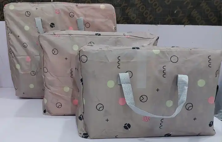 Generic 3 Pcs Multipurpose Duvet ,Blanket,Pillow Storage Bag Large capacity, can be placed a lot items, such as quilt, clothes ,toys etc Comes as a set of 3 Set has 3 sizes small size 60/25/50cm,