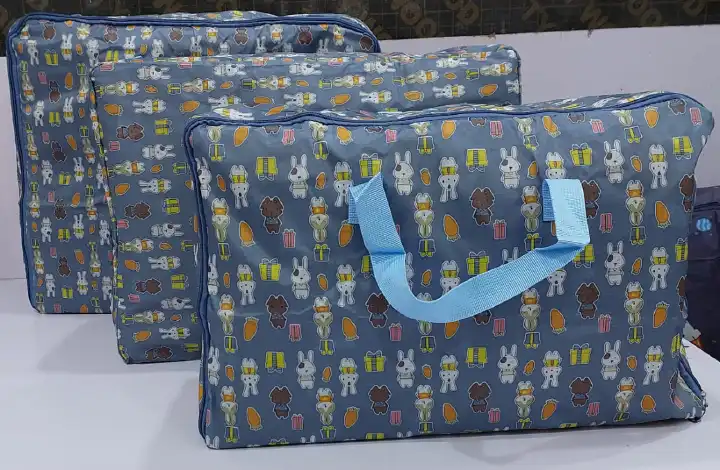 Generic 3 Pcs Multipurpose Duvet ,Blanket,Pillow Storage Bag Large capacity, can be placed a lot items, such as quilt, clothes ,toys etc Comes as a set of 3 Set has 3 sizes small size 60/25/50cm,