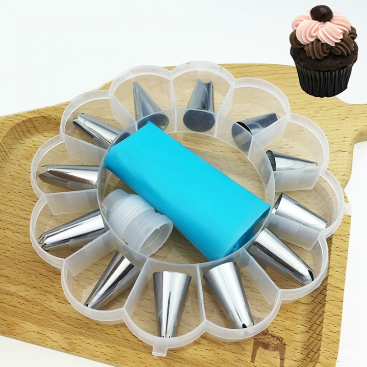 DIY Cake Decorating Tools 14 Pcs/Set Silicone Icing Piping Cream Pastry Bag Stainless Steel