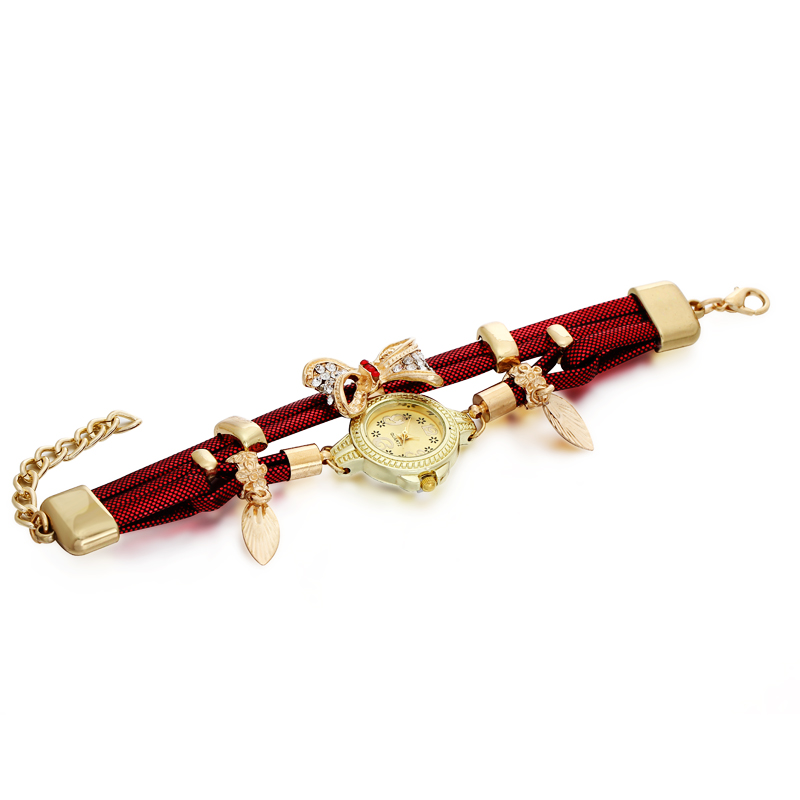 Butterfly Retro Bracelet Watches Women Lovely Wedding Quartz Wrist Watches  Delicate Female Watches