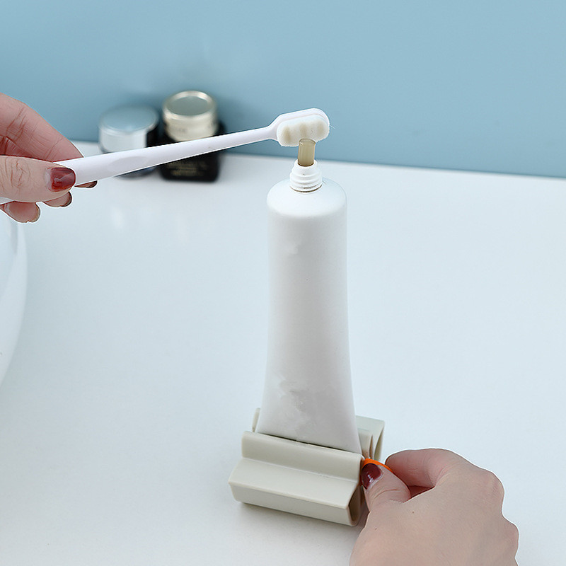 Rolling Toothpaste Device  Dispenser Holder Multifunctional Plastic  for Bathroom Accessories