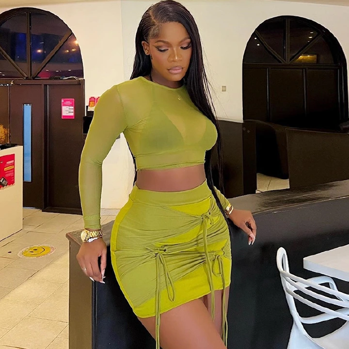 Tight round neck mesh short T-shirt mesh stitching mini skirt fashion two-piece set