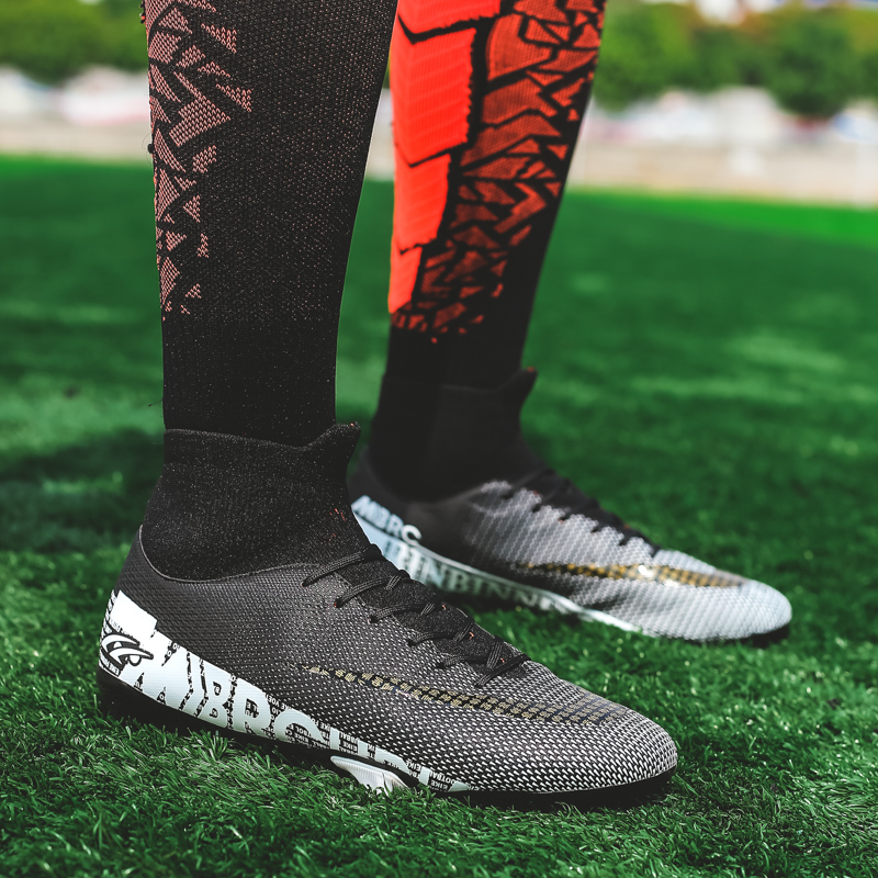 Children And Men&apos;s Football Shoes Long Spike Soccer Boots Non-slip Football Shoes Training Sneakers