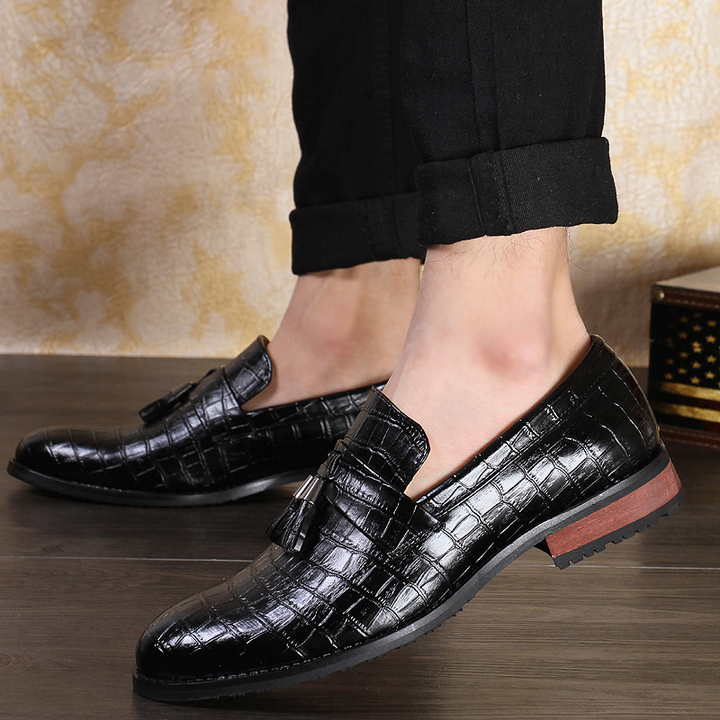 Pointed Leather Dress Business Shoes Men Slip-on Casual Classic Formal Office Oxford British Work