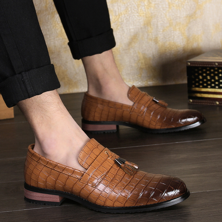 Pointed Leather Dress Business Shoes Men Slip-on Casual Classic Formal Office Oxford British Work