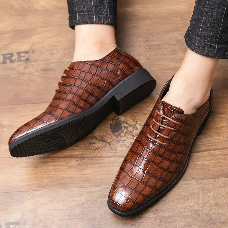 38-48 Men Business Shoes   official shoes Pointed Leather Soft Leisure Lace up Moccasions Casual Flat Work Shoes