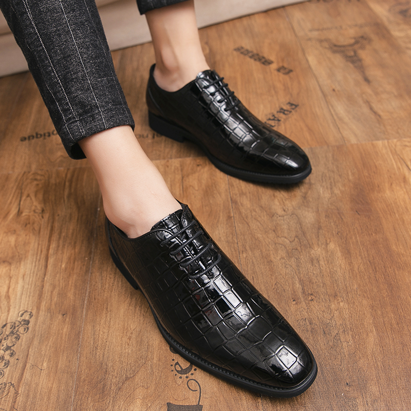 38-48 Men Business Shoes   official shoes Pointed Leather Soft Leisure Lace up Moccasions Casual Flat Work Shoes